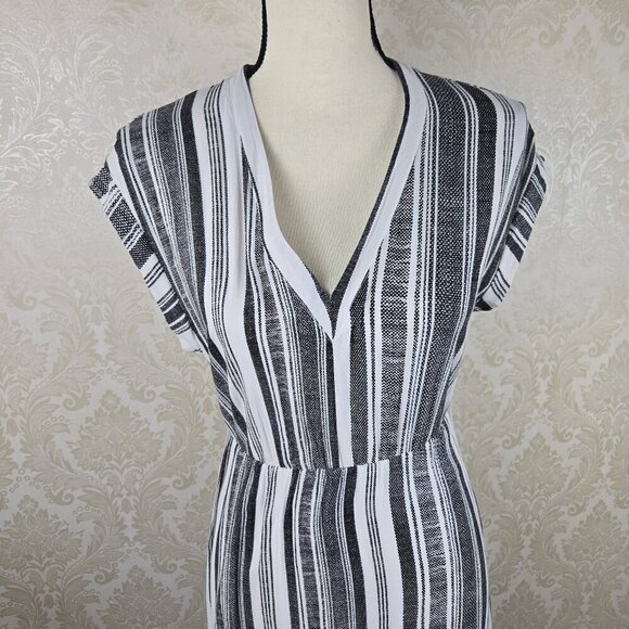 H & M Size 4 Black and White Striped Maxi Dress Elastic Waist Vneck Cap Sleeve - Picture 2 of 13